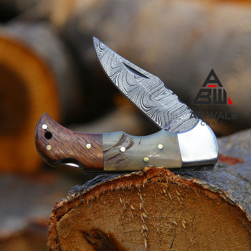 6.5" Handmade Damascus Steel Pocket Knife – Cow Horn & Rosewood Handle with Chess Back Lock