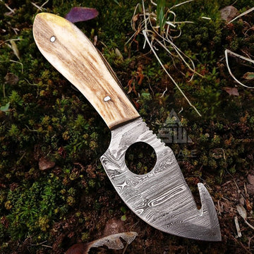 7.5" Hand-Forged Damascus Gut Hook Skinner Knife – Deer Antler Handle | Precision Gutting & Hunting Blade