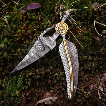 Hand-Forged Damascus Steel Leaf Pocket Knife – Artistic Design with Brass Accents