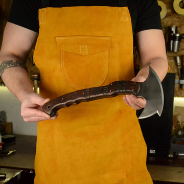Full Tang Tomahawk Handmade Hatchet, Bushcraft Axe with Sheath, Functional  American Tomahawk with Tribal engraving